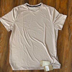 On Running Men's Core Tee sz L NWT